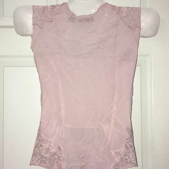 Express Pink Lace - Picture 2 of 4